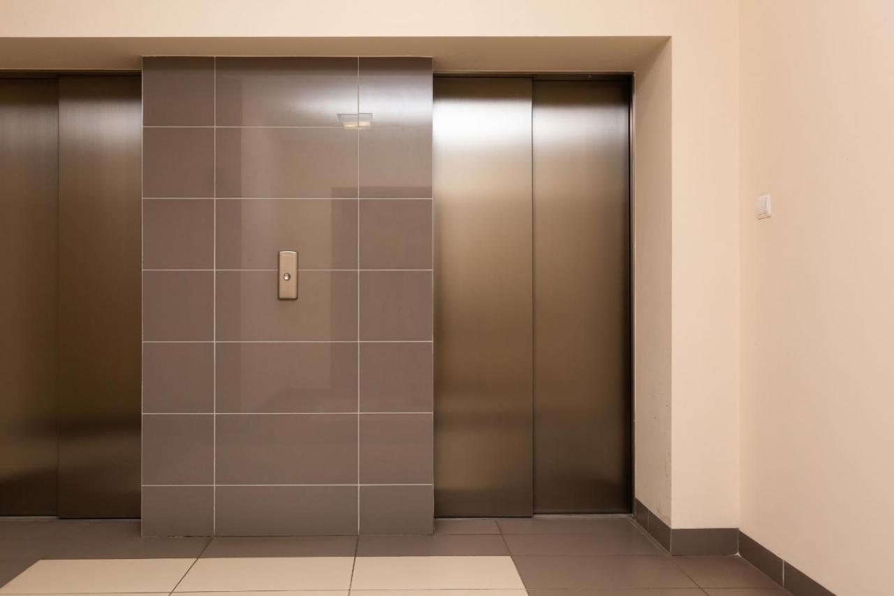 Apartamenty Bliska Praga by Renters Warsawa Bagian luar foto